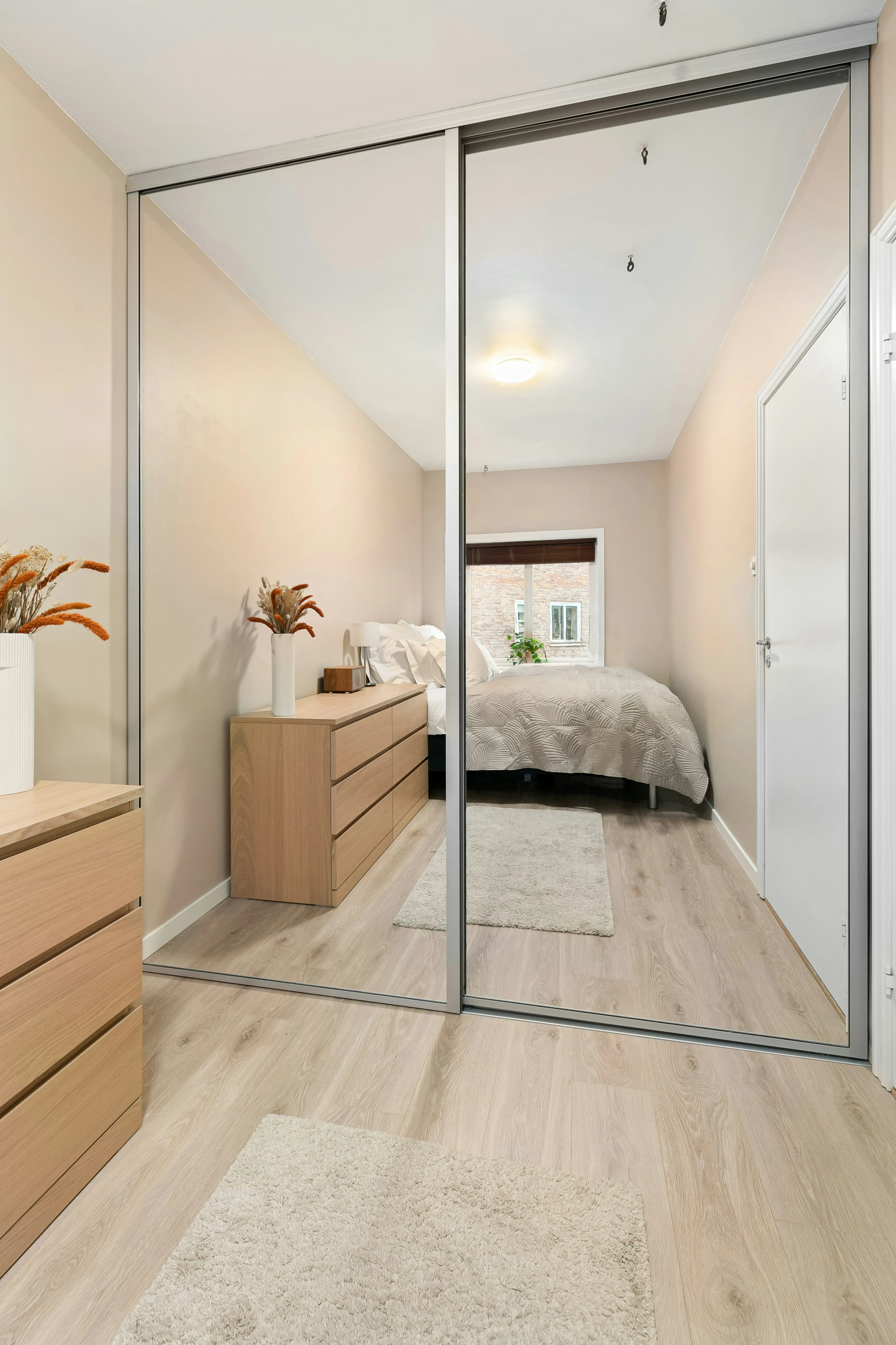 Luxury Mirror Sliding Wardrobe