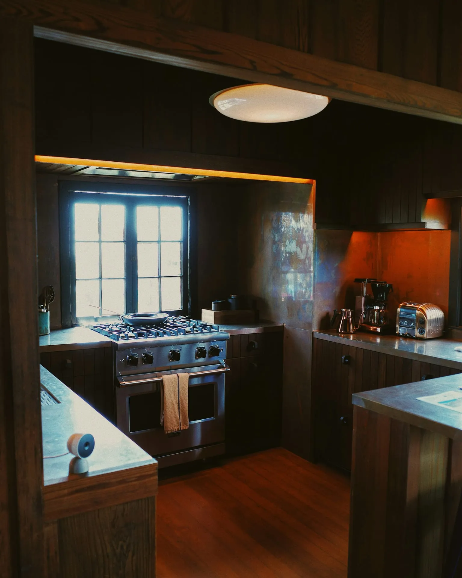 Elegant Matte U Kitchen