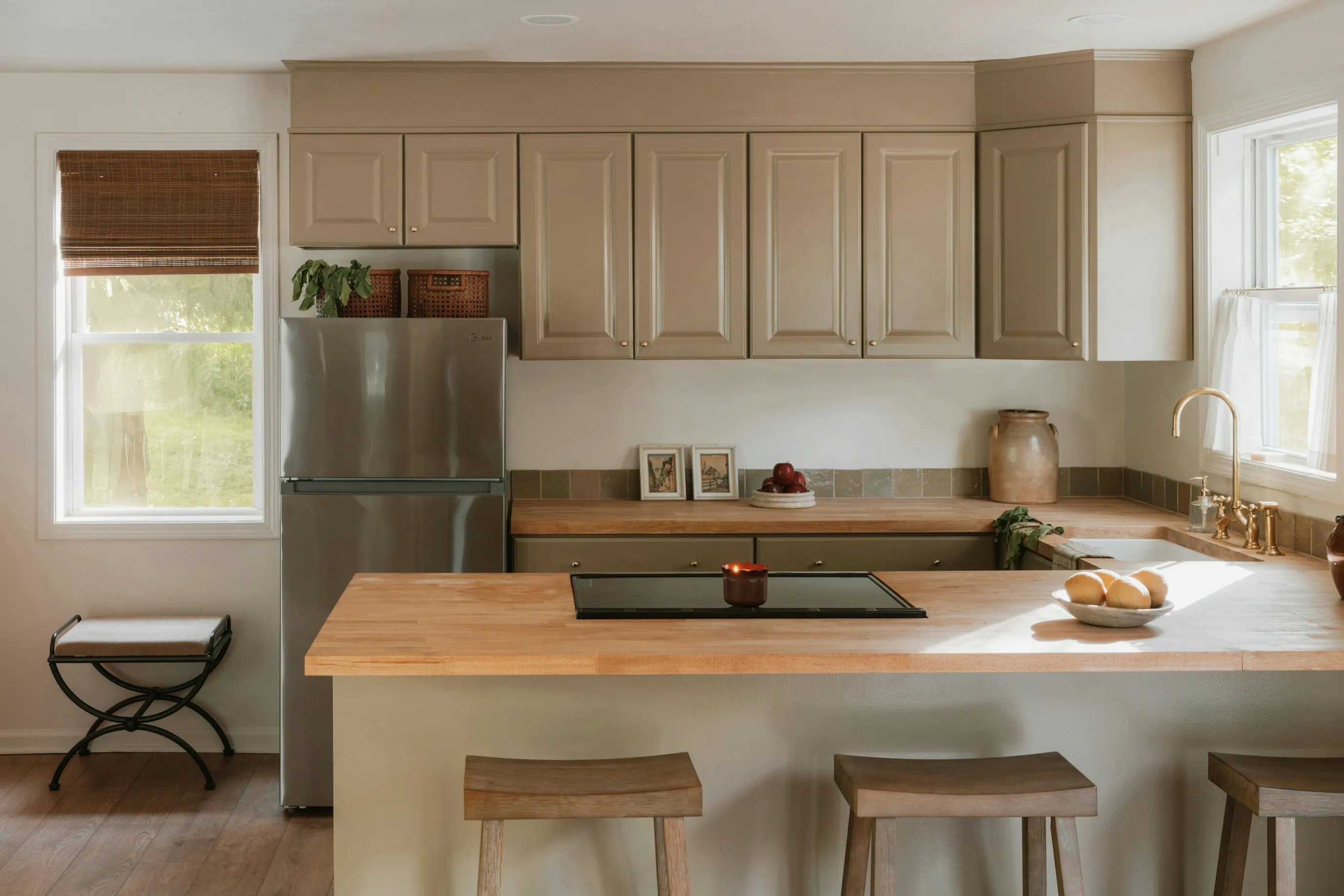 Open Concept U Kitchen